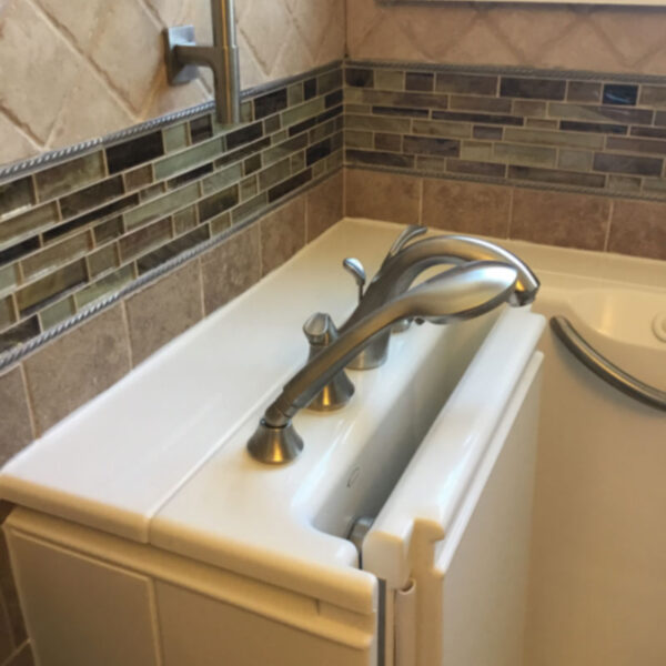 bathroom-niche-min