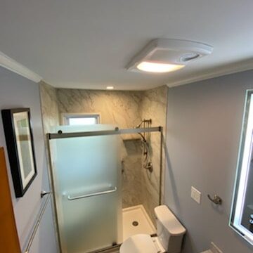 full-bathroom-renovation-min